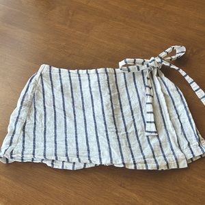 Forever 21 Blue and White Vertical Striped Skort